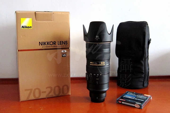 Nikon702002dvr.JPG