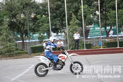 DSC_0009_��Ŀѹ��.JPG