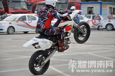 DSC_0025_��Ŀѹ��.JPG