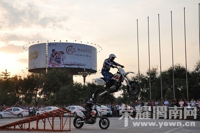 DSC_0073_��Ŀѹ��.JPG