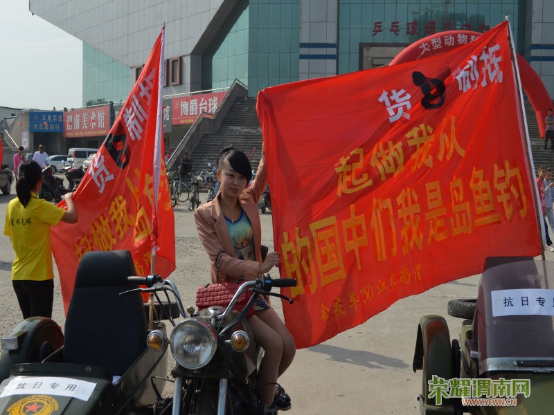 4qq415793571.jpg