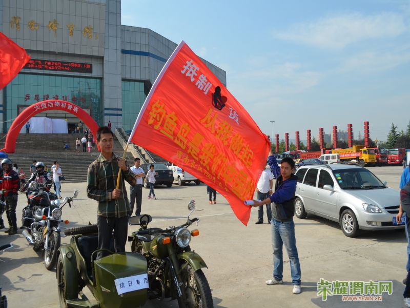 11qq415793571.jpg