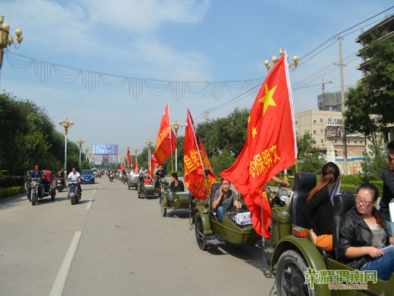 14qq415793571.jpg