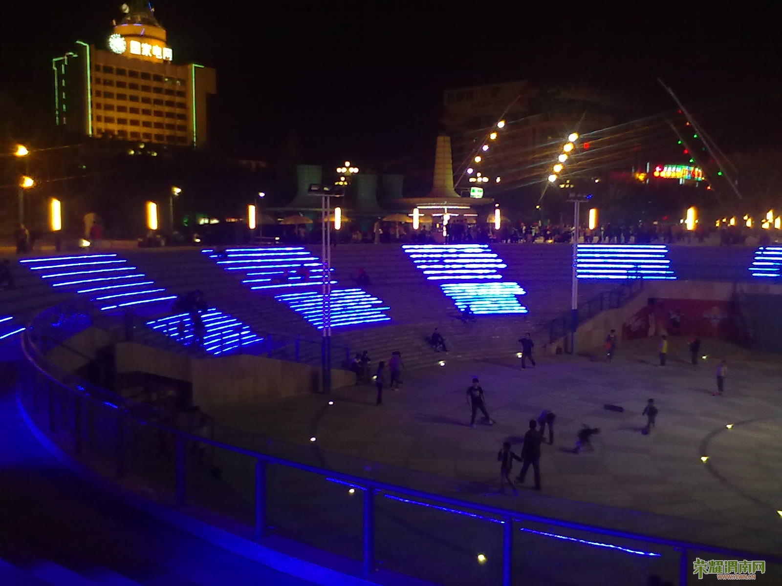 20120929887.jpg