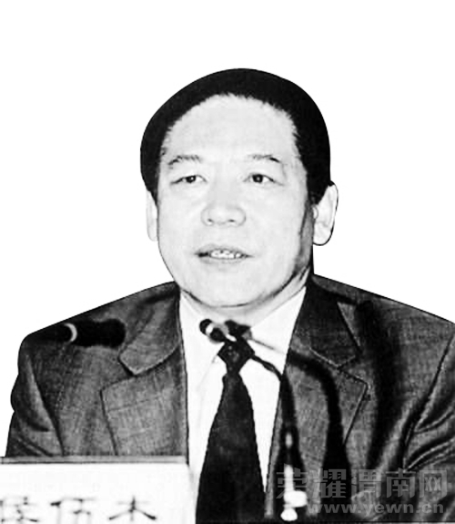 8bf3abff3e5452b1398fea0d393d7d90.jpg