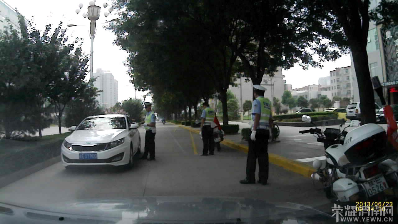 PICT0325[00_01_38][20130623-111335-1].JPG