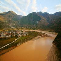 202747omdudzc886m04680.jpg