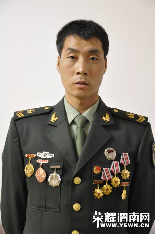 psbCA52WKNP.jpg