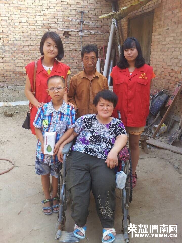 153211vtia4watwzw5wxxx.jpg