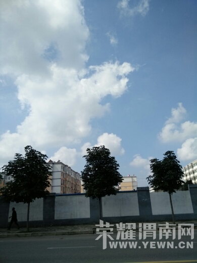 130314f4h9sunguhcxgbww.jpg