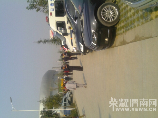 145726qq8ocuxn5ni5nz7n.jpg