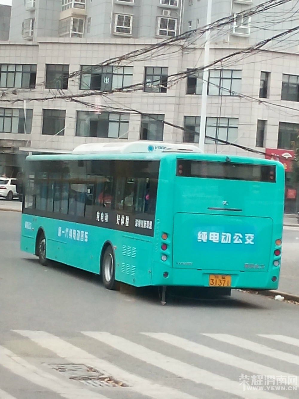 135335hktpsih357hh0s6b.jpg