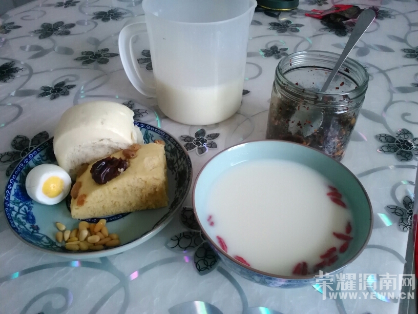 111424htq65qp229za5ppp.jpg