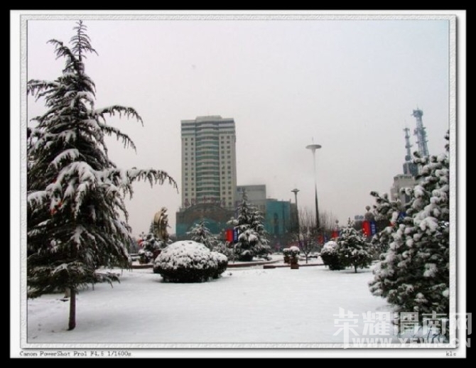 070757lmxeqp7o0511x0m5.jpg