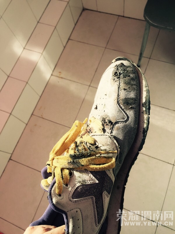 090640ekttz7311r39xbzi.jpg