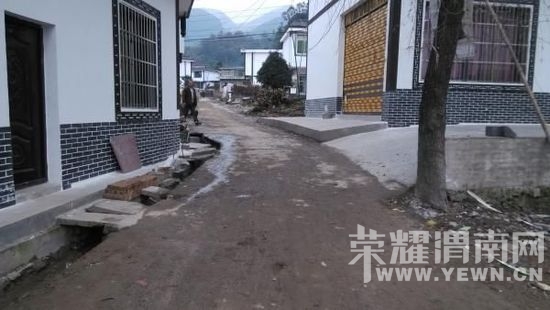 9D04D341637BFA74DA30DC6EB91CC599.jpg