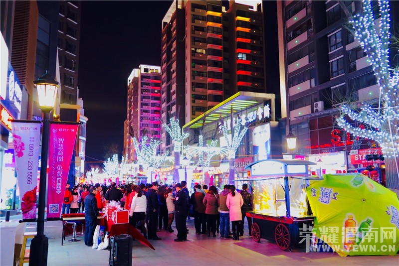 ����ʮ����Ԫ�����䡰�Ŵ��Ļ������ᡱ