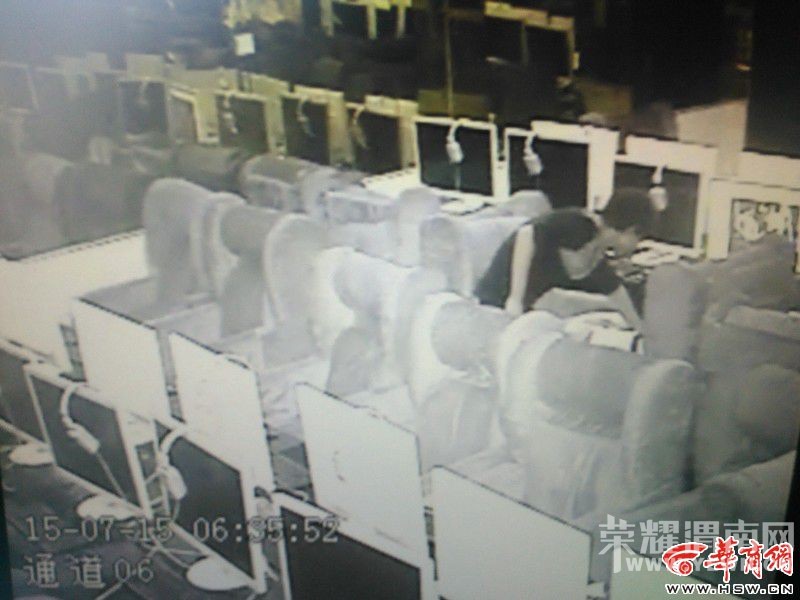 �ѳ����ӳ����������˽����� ���˾�͵�ֻ���Ǯ