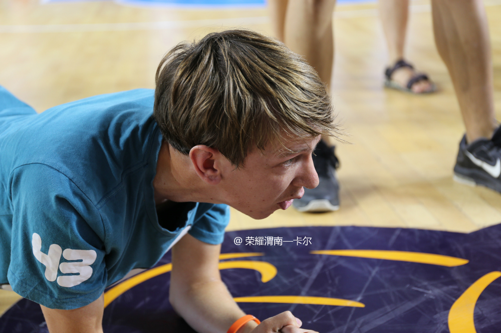 8��7����