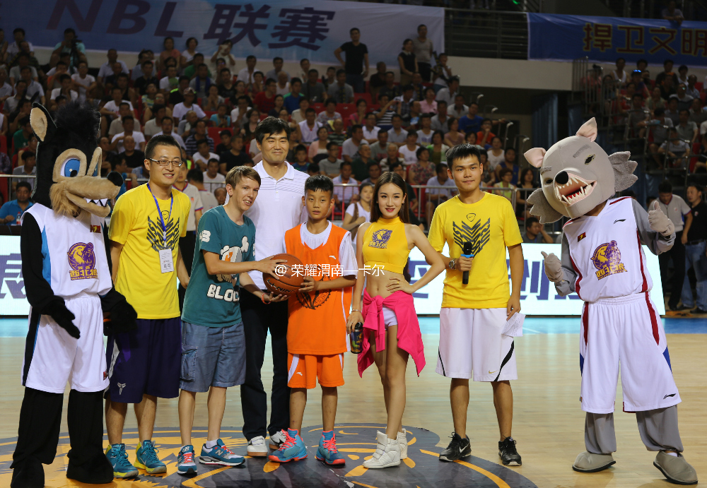 8��7����