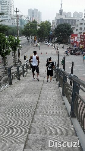 ż���Ŵ�����������