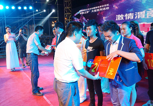 μ���е����������ִ���Բ���չ٣�