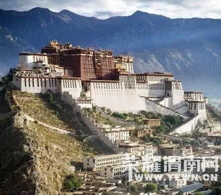 �°��Ԫ�������У�7���ص����࣬������ϵľ�����ȥ����Щ��