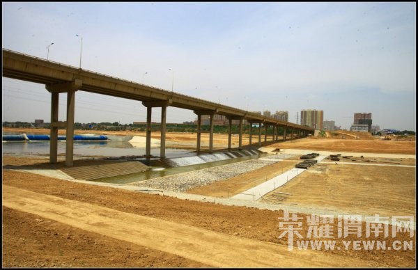 ��չ�е�С��-��ƽ