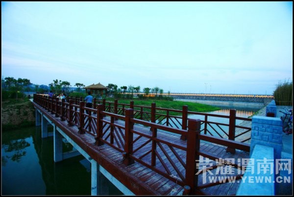 ��չ�е�С��-��ƽ