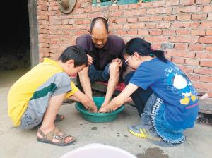 ����10�����ﺢ������ɽ�����ض�ͯ����(ͼ)