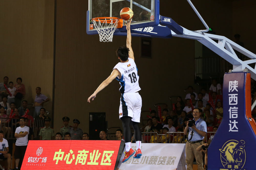 ���30�룡��������ʤ֣�ݣ�����ͷ����