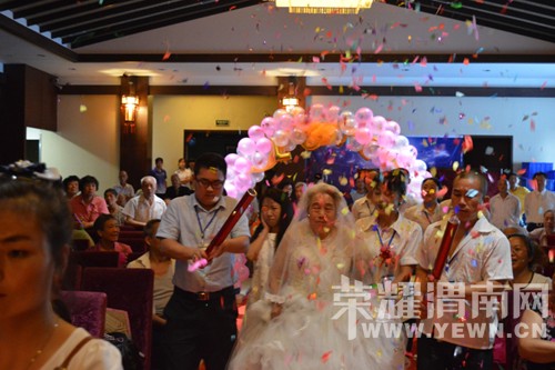 μ������ɽ��ף��սʤ��70��������Ϧ����