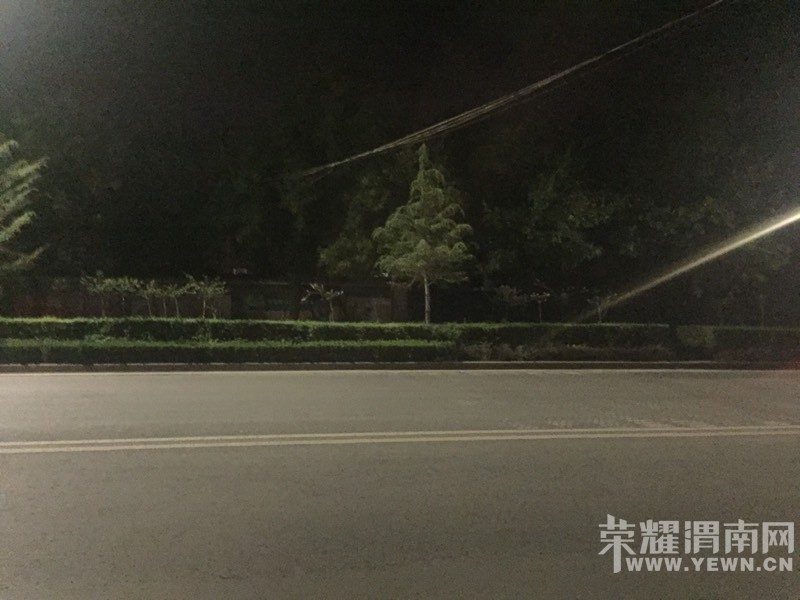 ��Ϧ���ϣ�һ��·��˹������Ů��͵�鱻���򣿣���