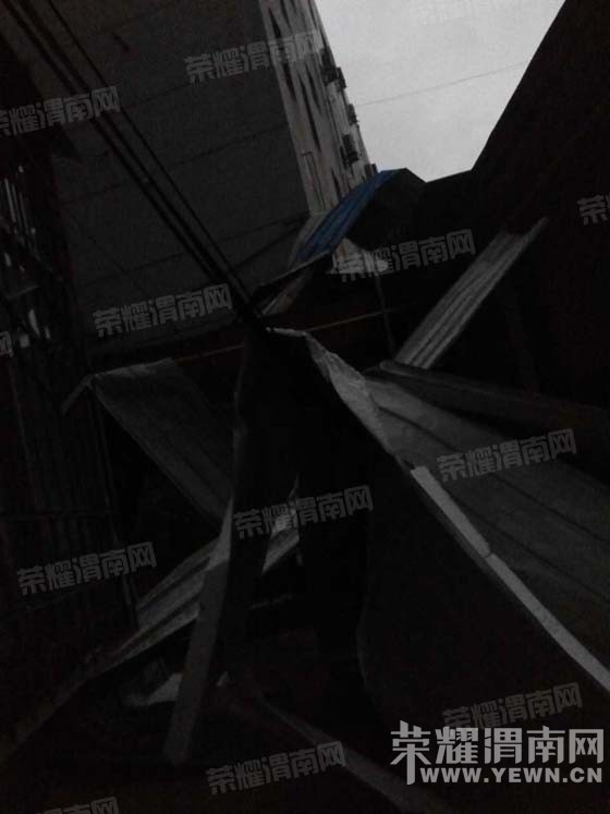 ����·���ٵز��·�����Ƥ����שͷѹ�ţ�שͷ����һ�أ��Һ�û�ҵ���