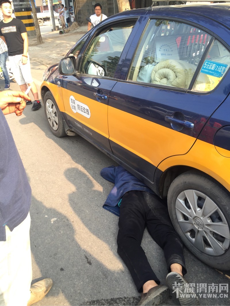 ����·�ϣ��Ϻ��������⳵���¸�ɶ�ģ�