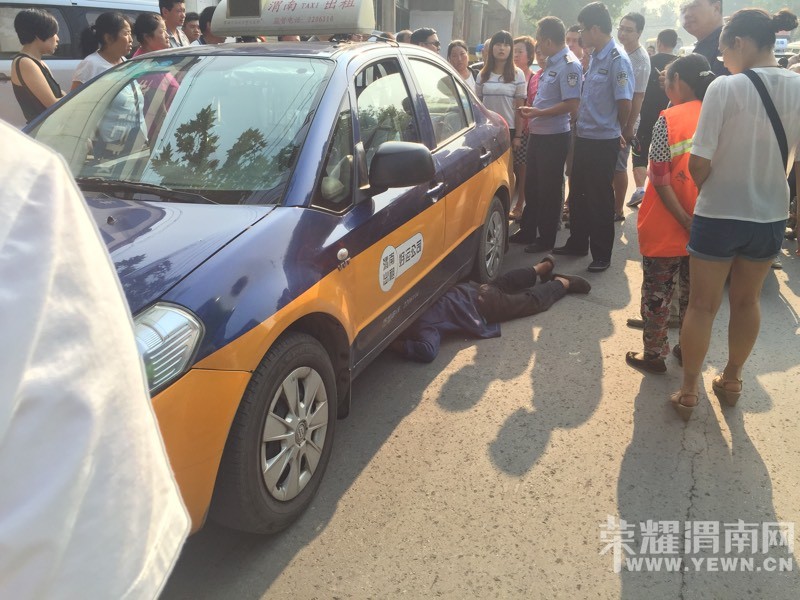 ����·�ϣ��Ϻ��������⳵���¸�ɶ�ģ�