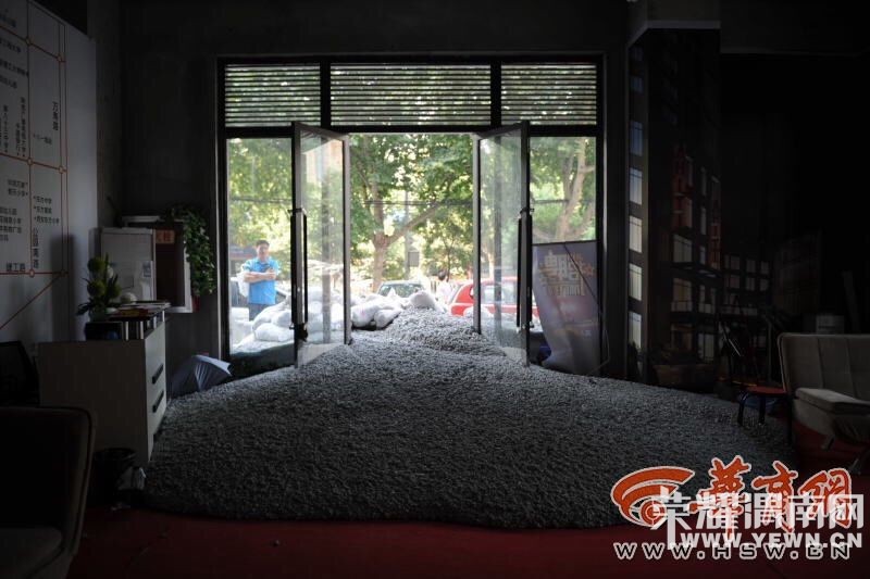 30���¥��Դ���±��˸�� ҵ������¥����