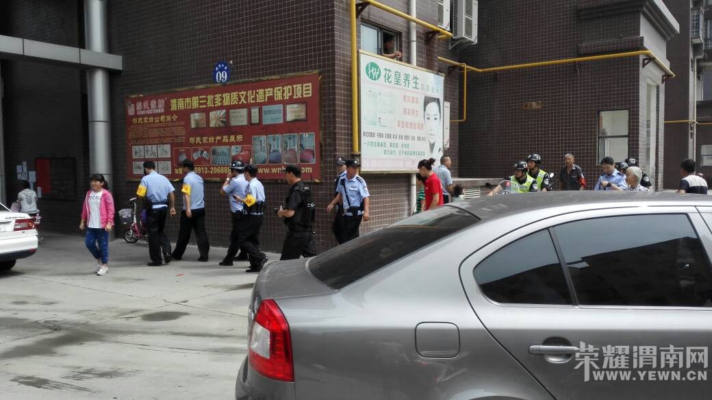 ��ɶ���ˣ���ô�ྯ�죬�����Ҹ�����~