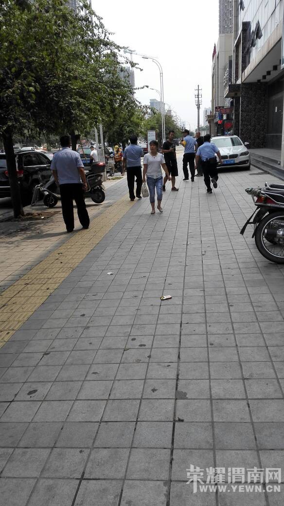 ��ɶ���ˣ���ô�ྯ�죬�����Ҹ�����~