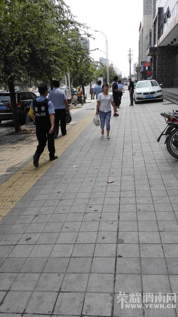 ��ɶ���ˣ���ô�ྯ�죬�����Ҹ�����~