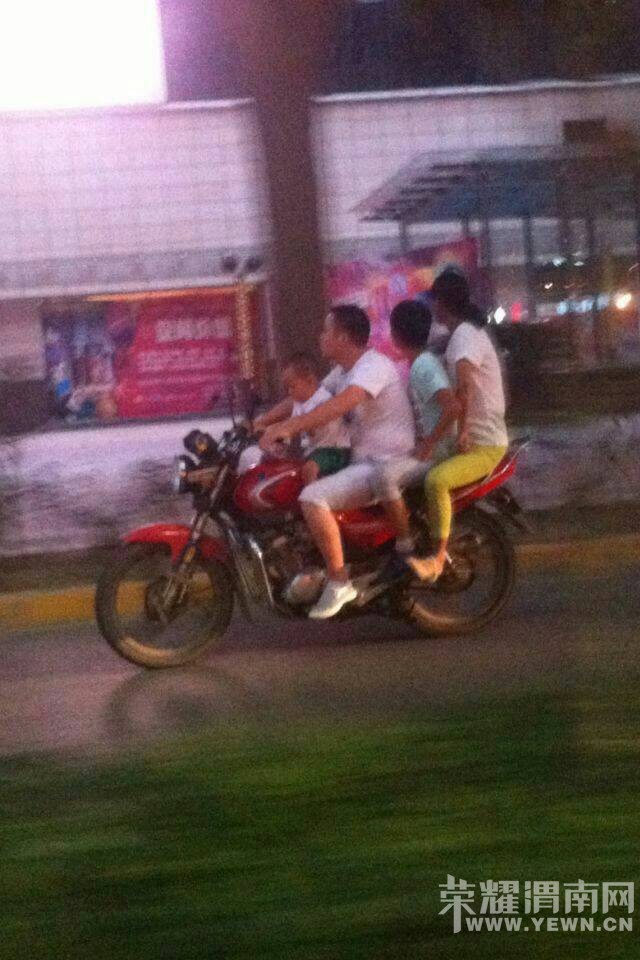 ���� �����Ŀ�֮�ң�С�ı��鰡