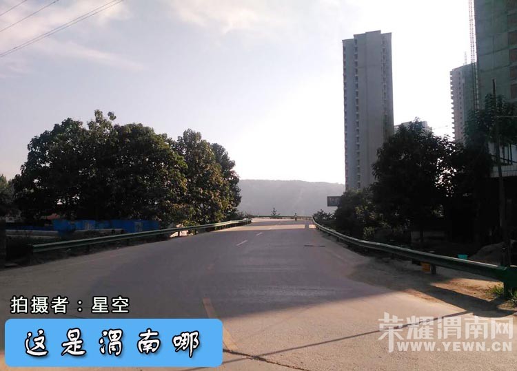 ������μ����-119�ڡ�����·���и�¥���������ӵ�ò���Ǹ�ɽ����