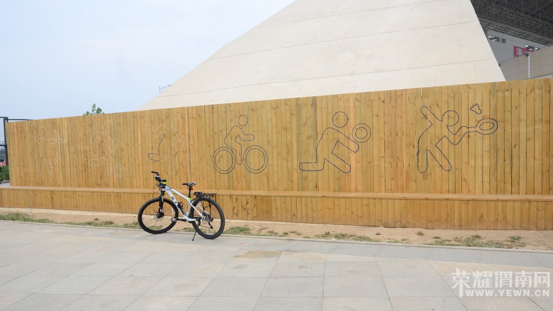 ��������һ��ȫ���������ų��ˣ���