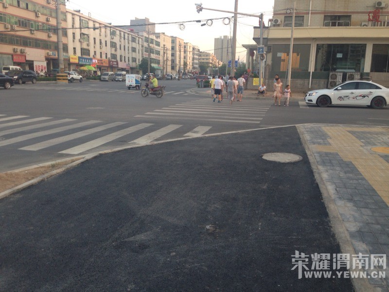 ���г����ϵ�̨�� ˬ�ø��Ƕ�����ˤ�˸������