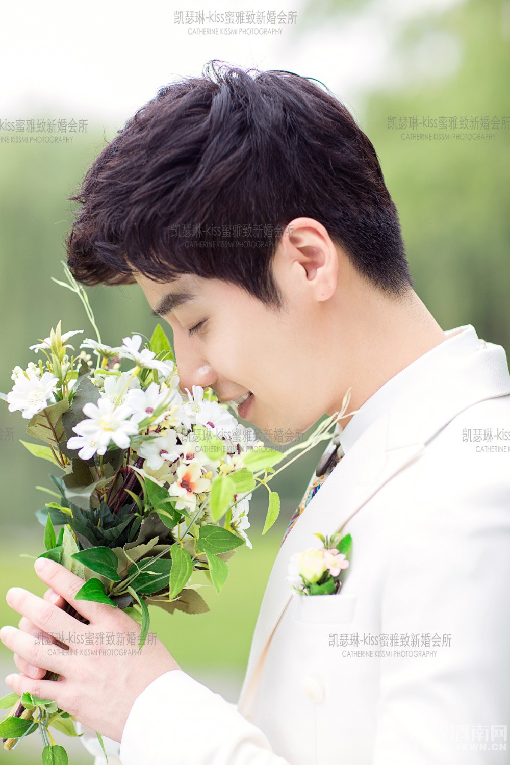 kiss��.��������9�µ��㣬ȥ��һ������֮Լ��