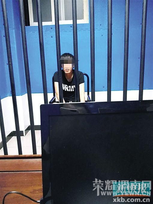 ����������ҥ"Ůɥʬ���ֿ�ʳ·��"΢�����̾�