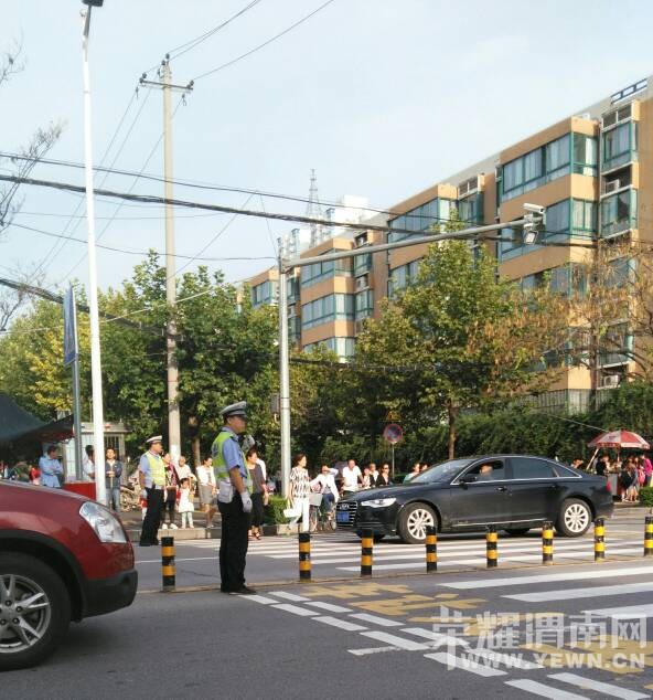 ��μ������������,лл���ǵ�ĬĬ����������~