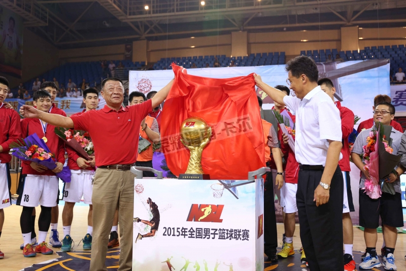 �����ǹھ����Ŵ�����3��1��΢�Ƕ�NBL��������˲��+�佱������