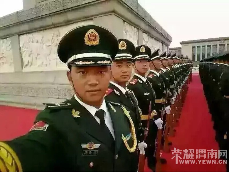 181427bn6928k998rk6ee9.jpg