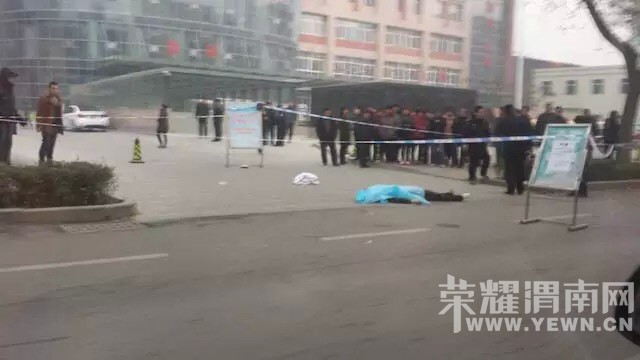 ����·ҽԺ����ͣ�������ڴ�����һ���ˣ���ɶ���ˣ�